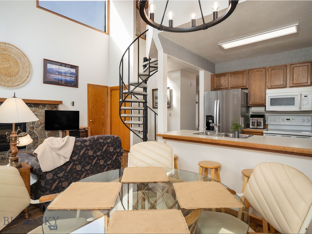 Big Sky Hidden Village Condo - Residential