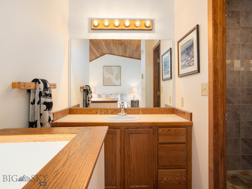 Big Sky Hidden Village Condo - Residential