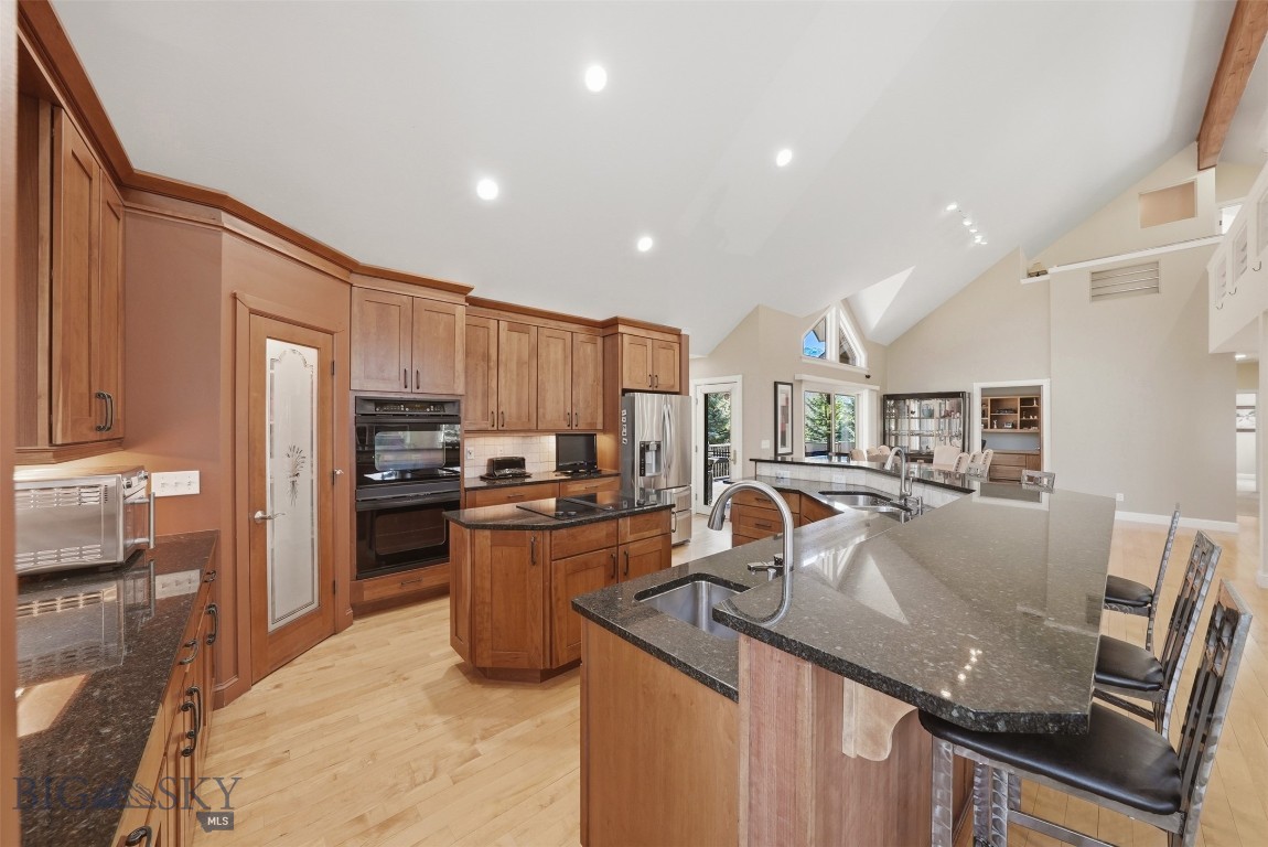 Sweetgrass Hill - Residential