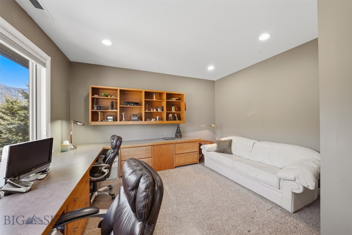 Sweetgrass Hill - Residential