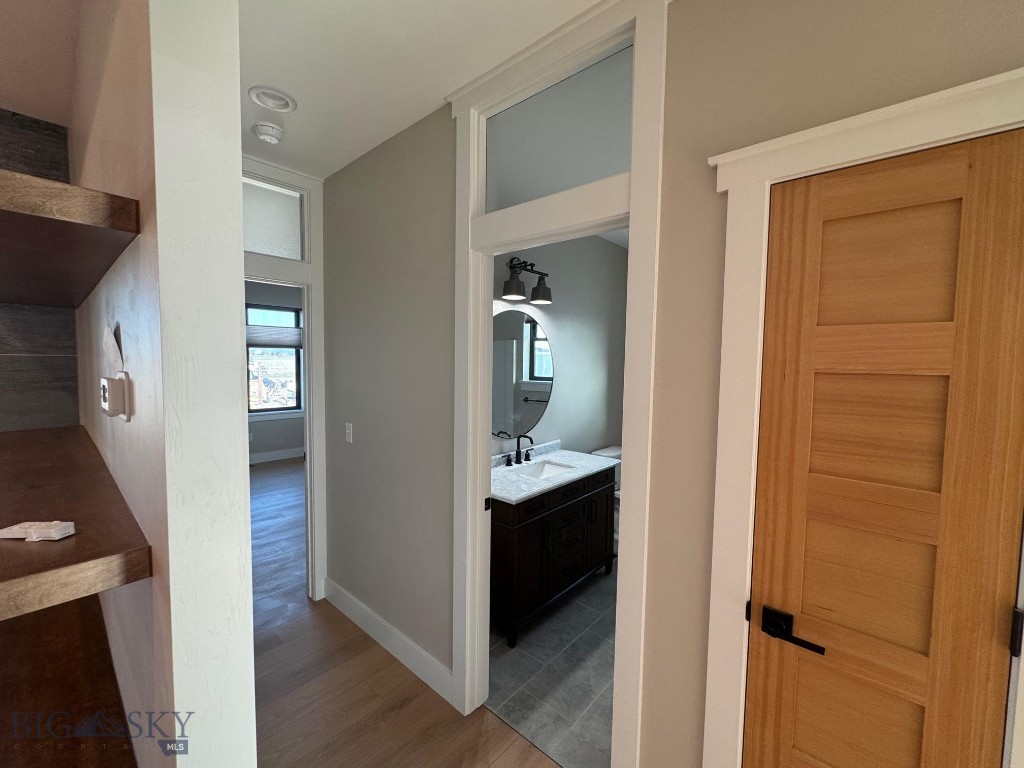 Manhattan Meadows - Residential