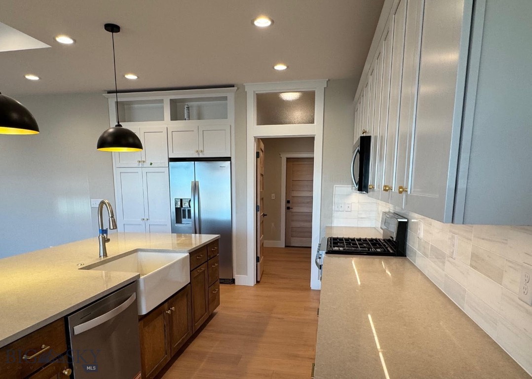 Manhattan Meadows - Residential