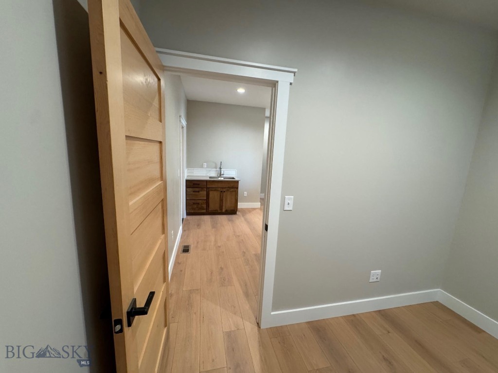 Manhattan Meadows - Residential