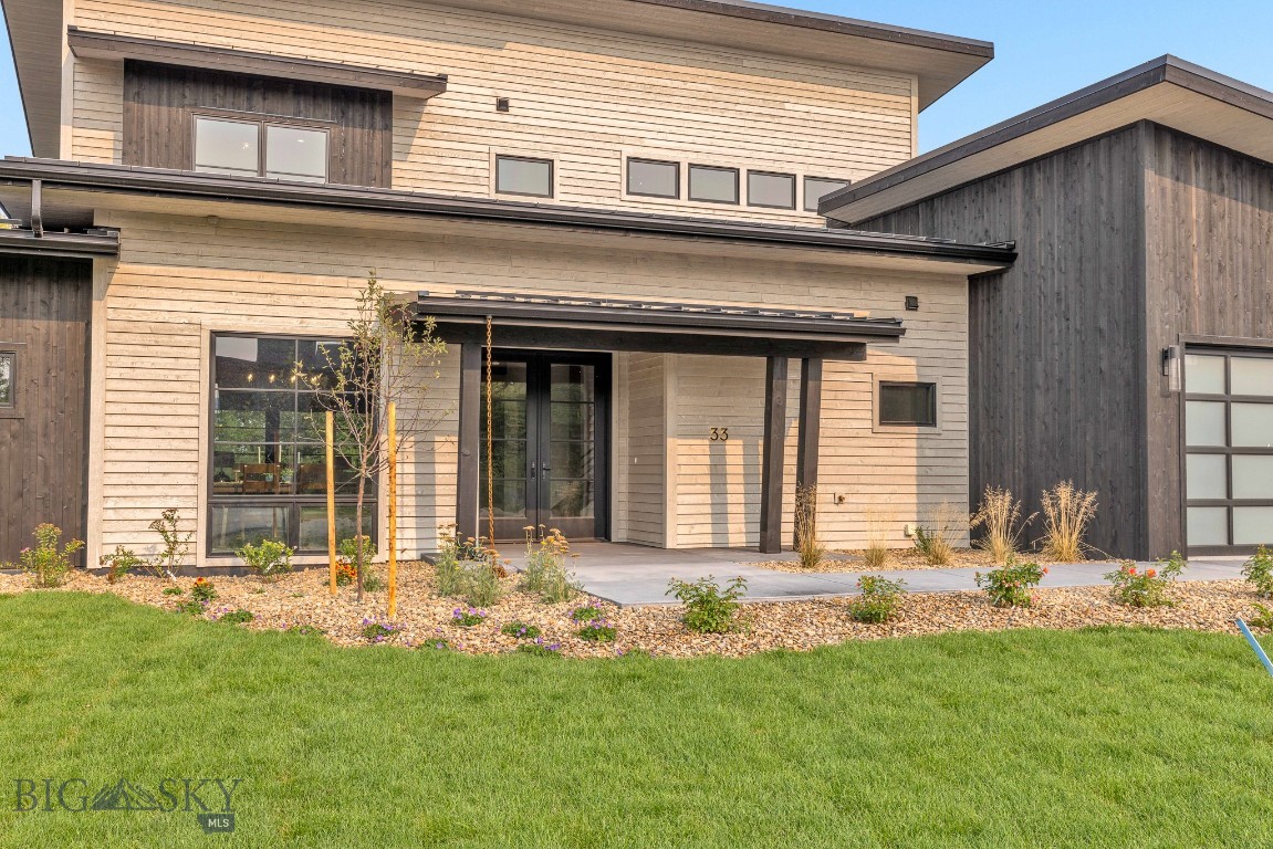 33 Leachman Lane