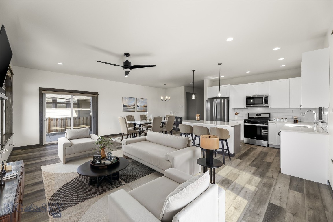 Middle Creek Parklands - Residential