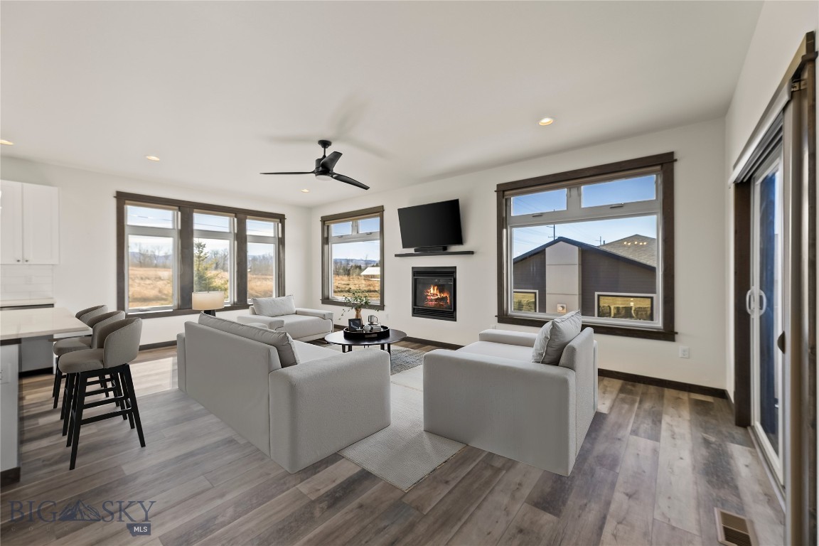 Middle Creek Parklands - Residential