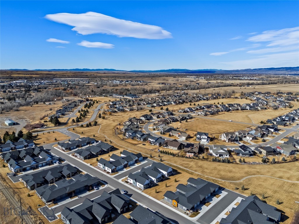 Middle Creek Parklands - Residential