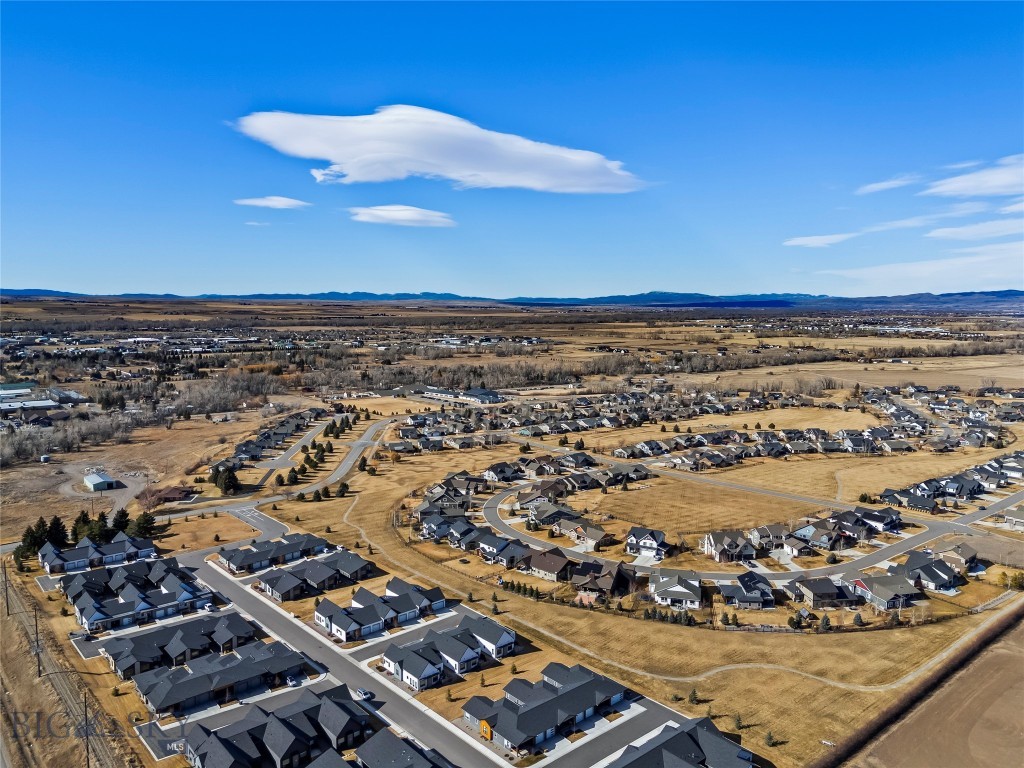 Middle Creek Parklands - Residential