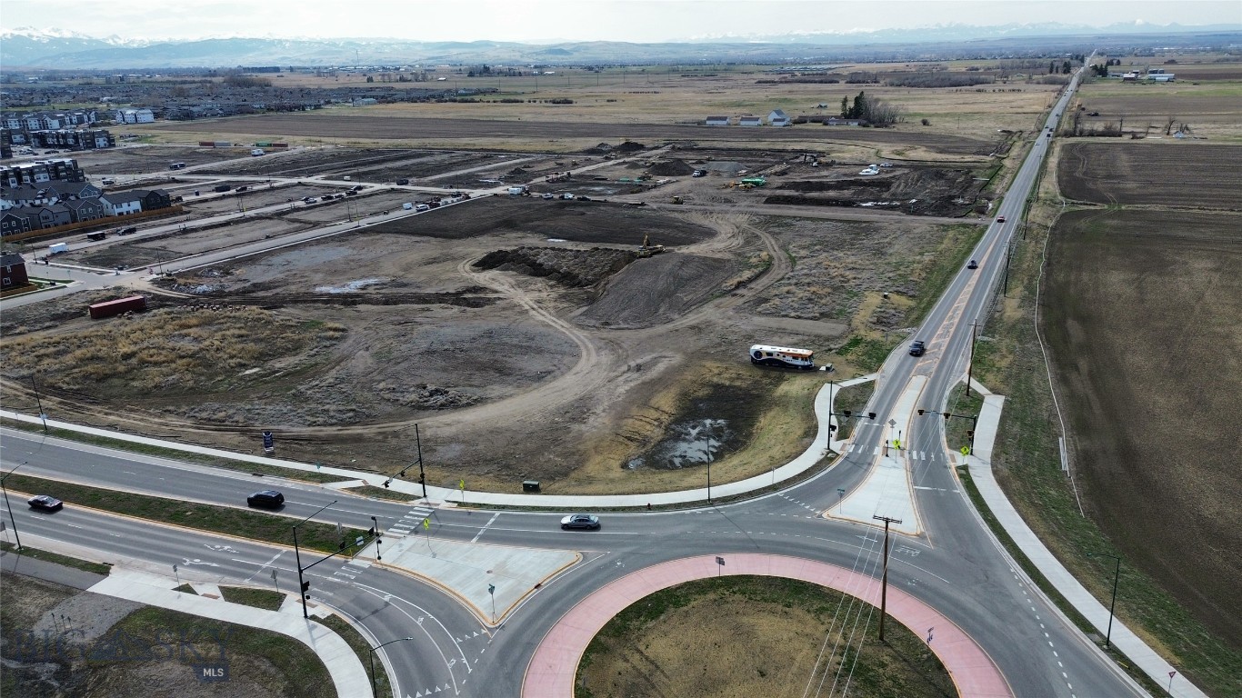 Northwest Crossing - Land