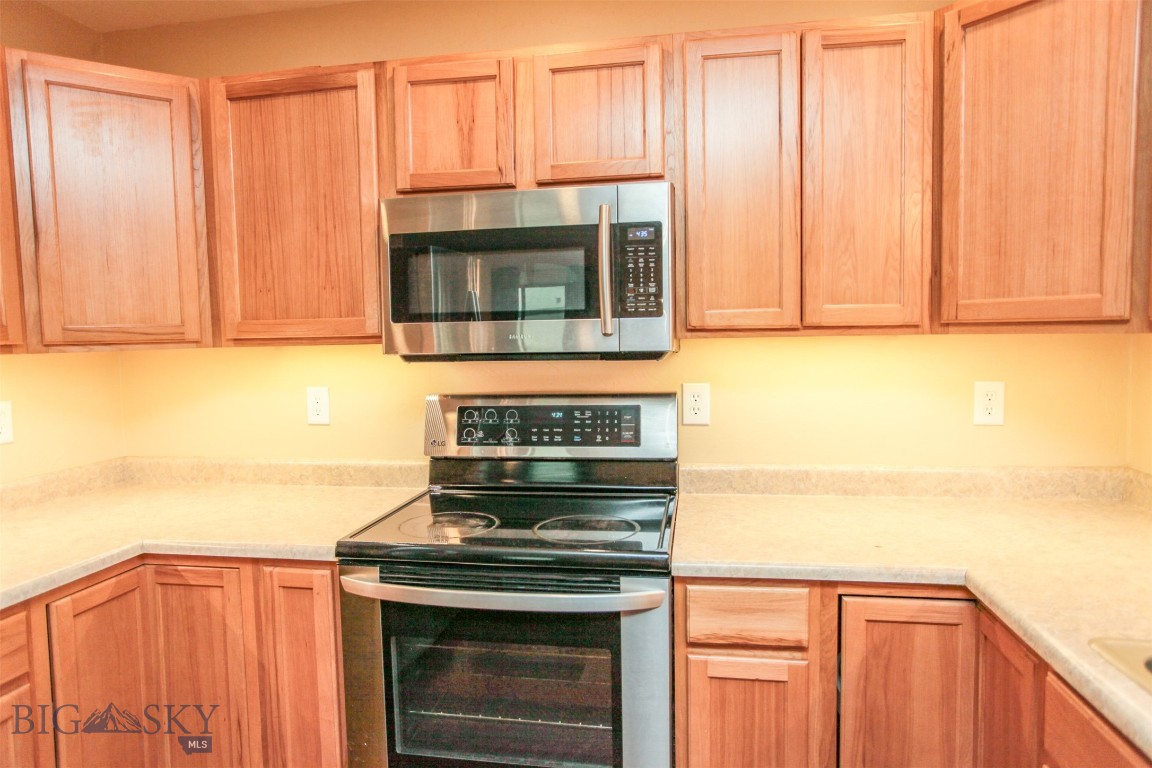 Belgrade, Montana 59714, United States, 3 Bedrooms Bedrooms, ,2 BathroomsBathrooms,Residential,Contingent,47538