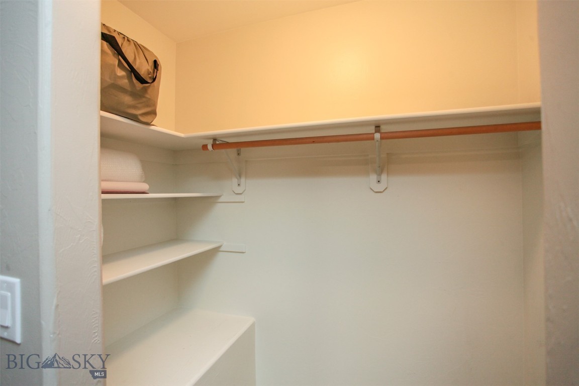 Belgrade, Montana 59714, United States, 3 Bedrooms Bedrooms, ,2 BathroomsBathrooms,Residential,Contingent,47538