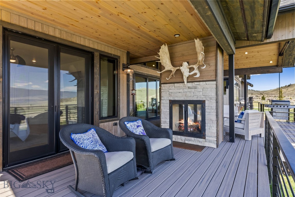 Stone Ridge Views - Residential