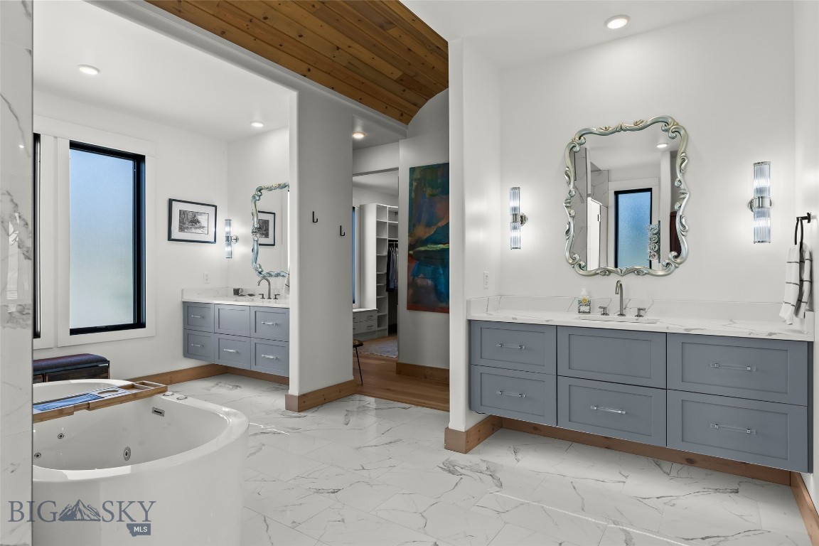 Stone Ridge Views - Residential