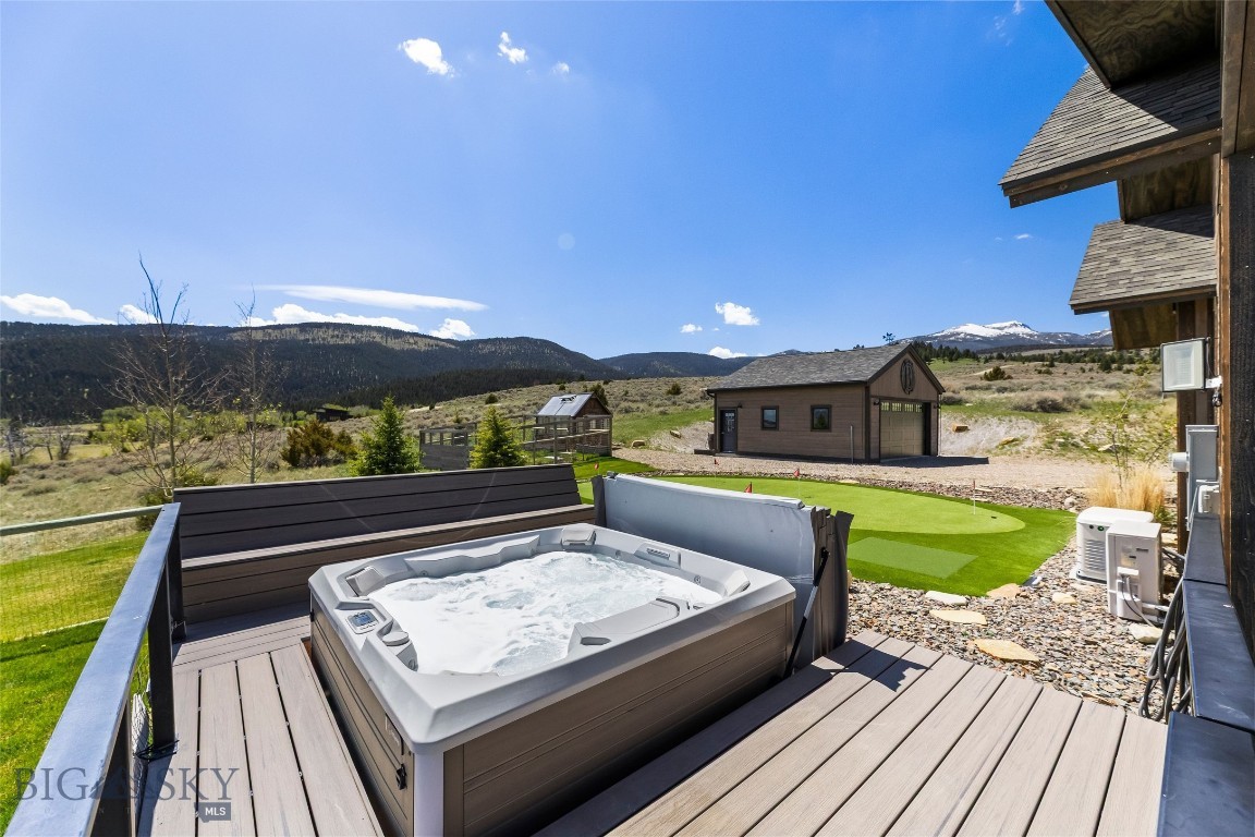 Stone Ridge Views - Residential