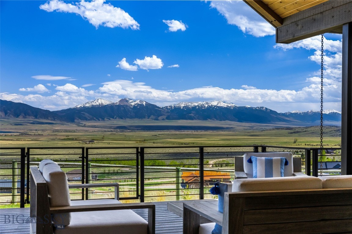 Stone Ridge Views - Residential