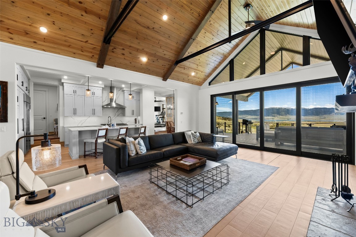Stone Ridge Views - Residential