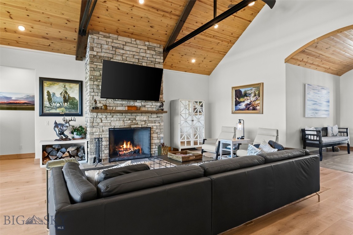 Stone Ridge Views - Residential