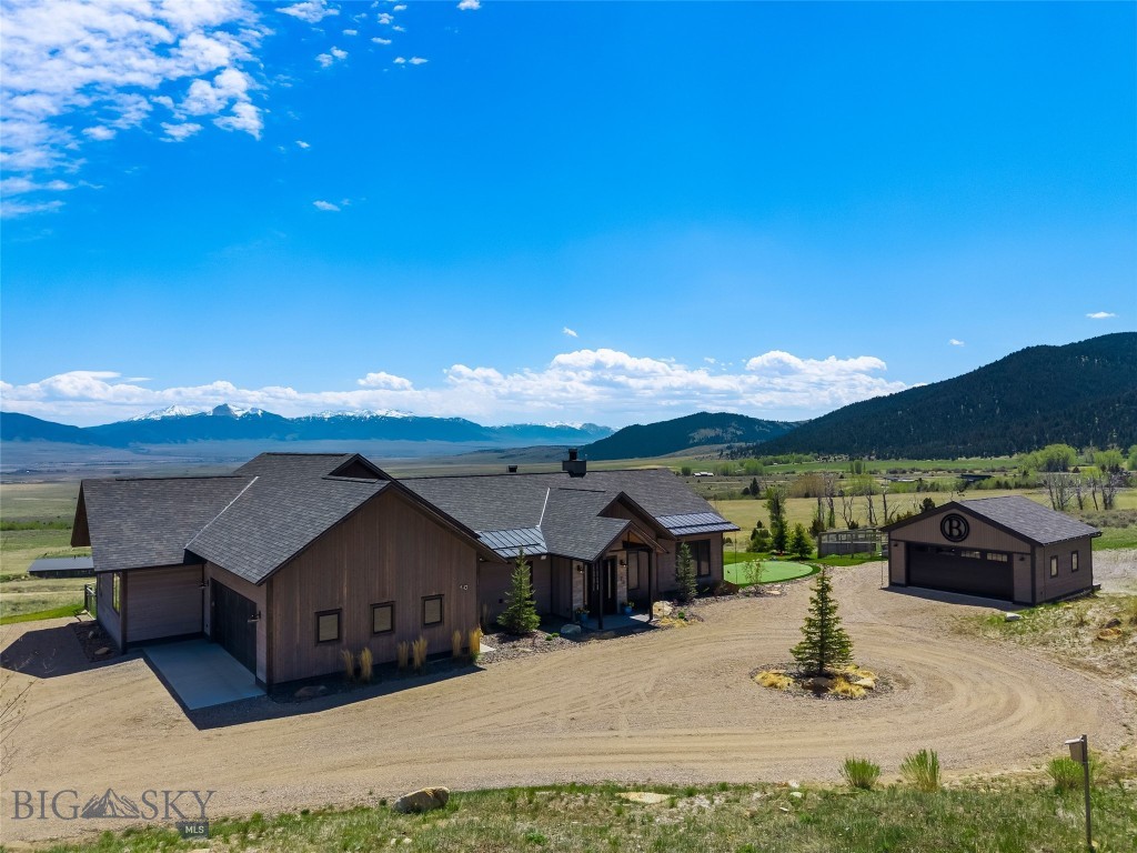 Stone Ridge Views - Residential