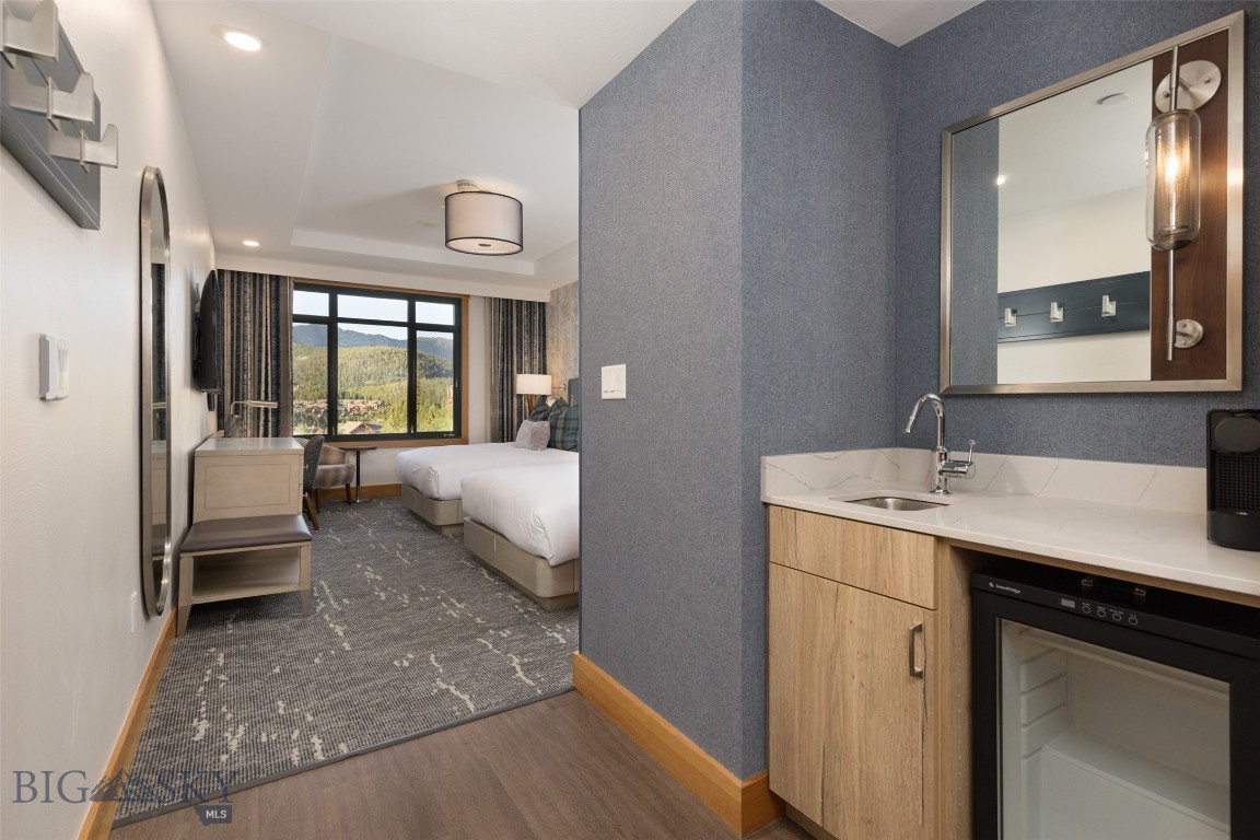 Summit Hotel Condo - Residential
