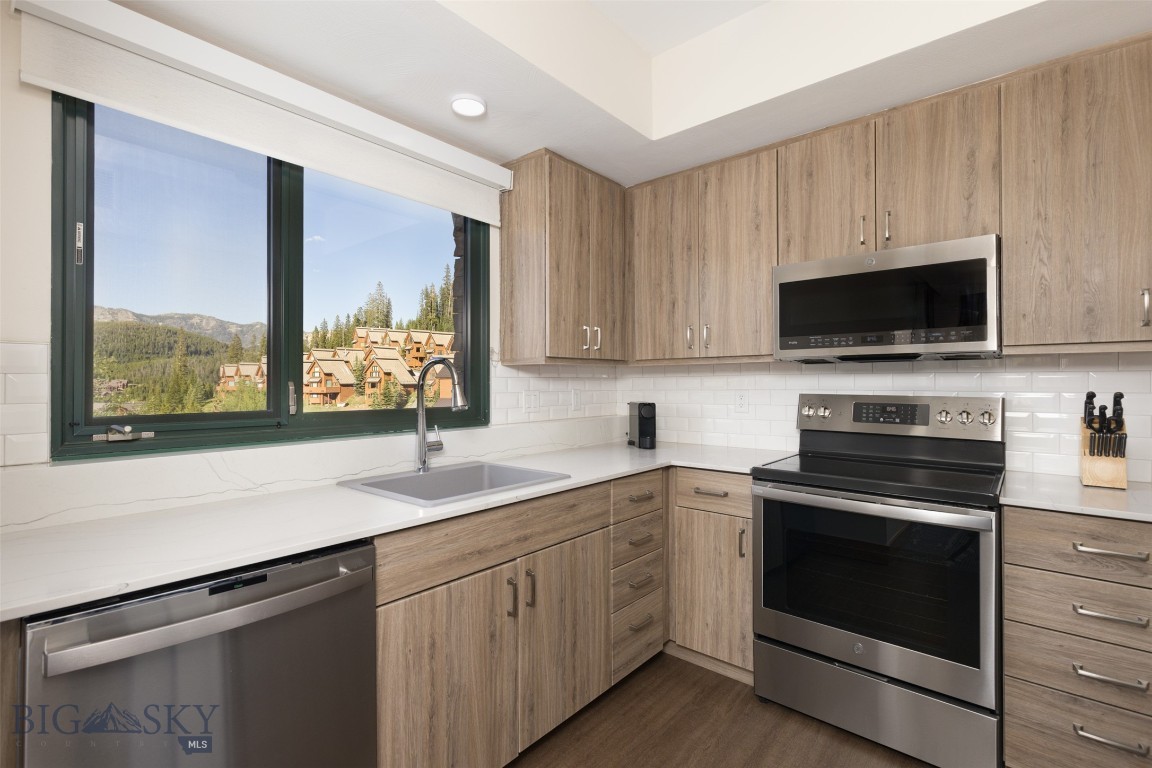Summit Hotel Condo - Residential