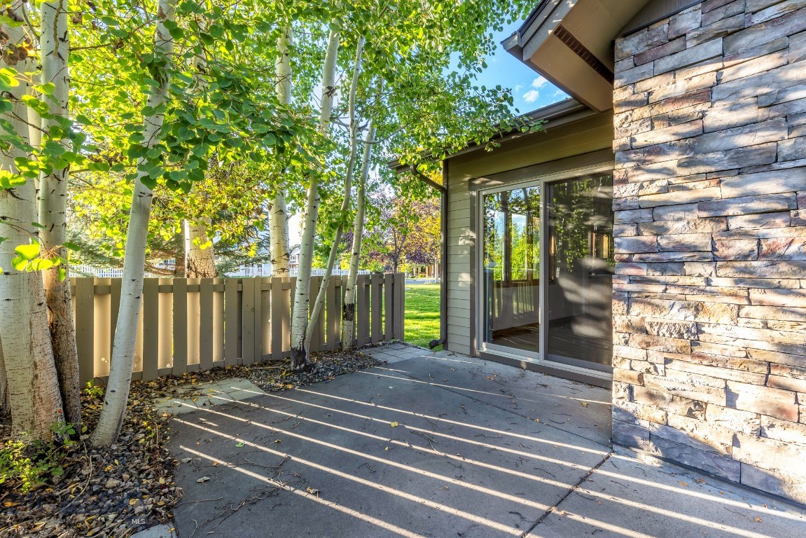 South Meadow Condos - Residential