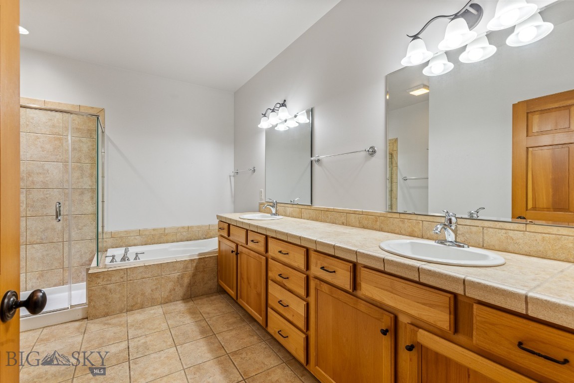 South Meadow Condos - Residential