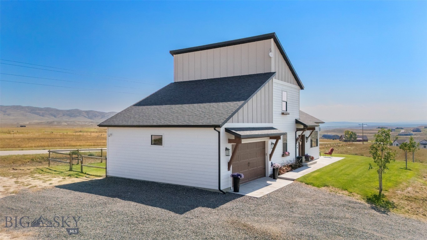 20 Coyote Den Ct.