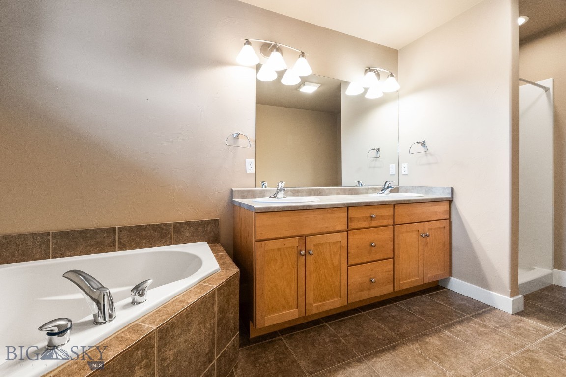 Baxter Square - Residential