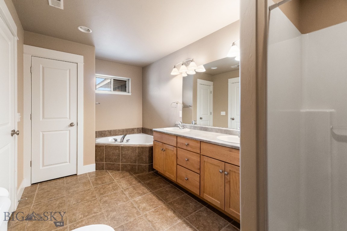 Baxter Square - Residential