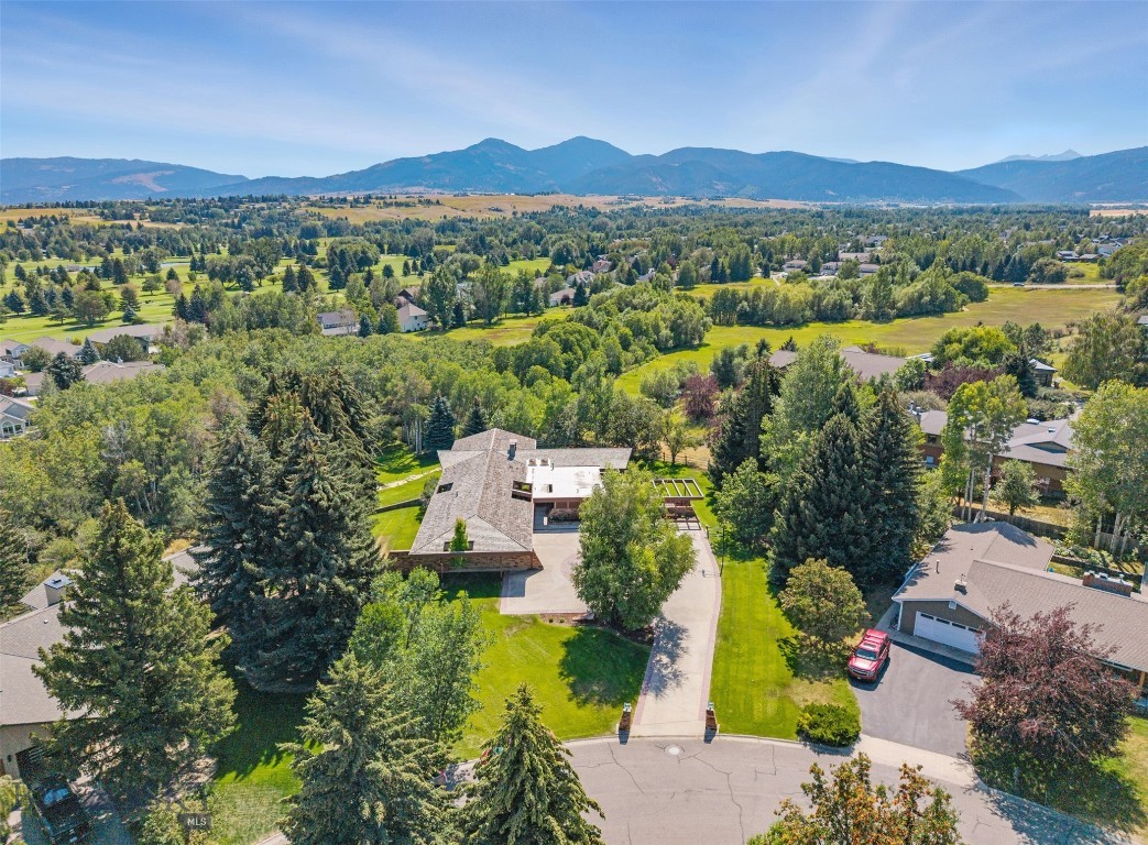 2516 Spring Creek Drive