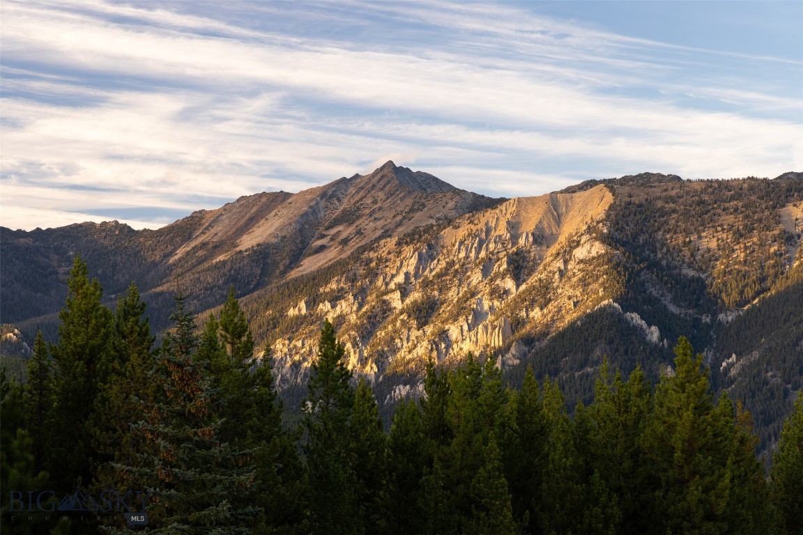 Spanish Peaks North - Land