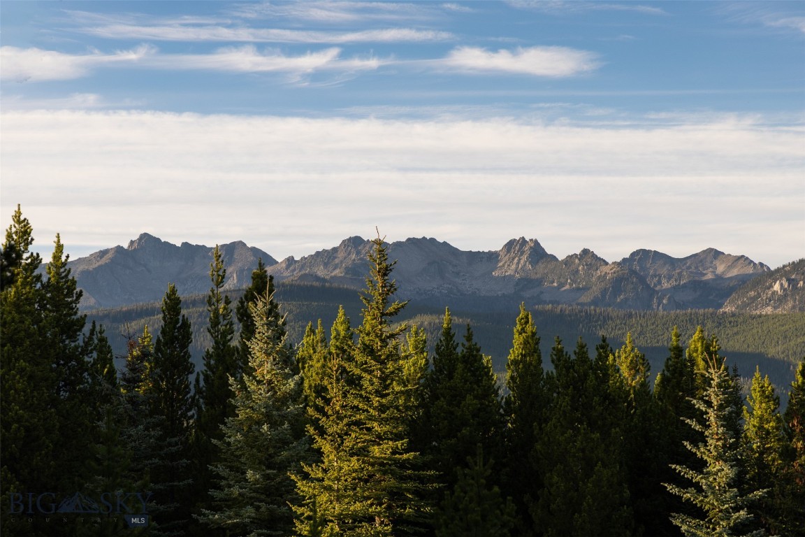 Spanish Peaks North - Land