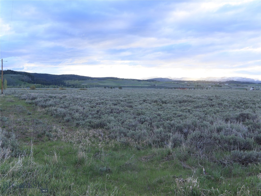 Grayling Arm Meadows - Land