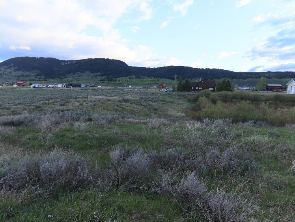 Grayling Arm Meadows - Land