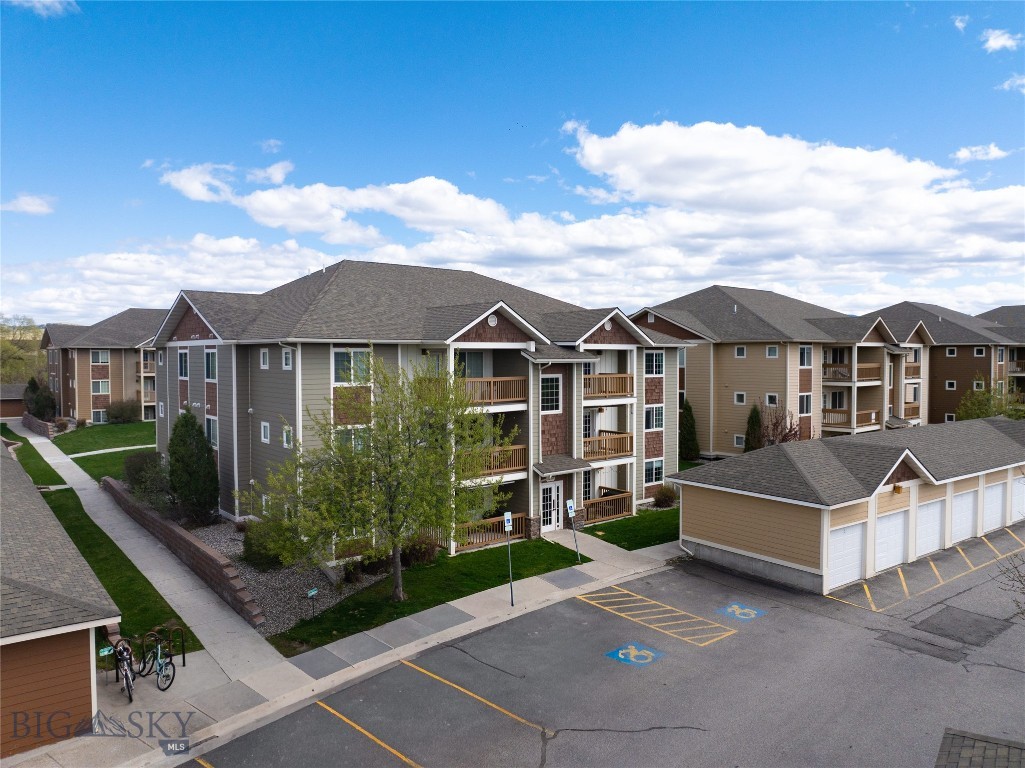 Baxter Springs Condo - Residential