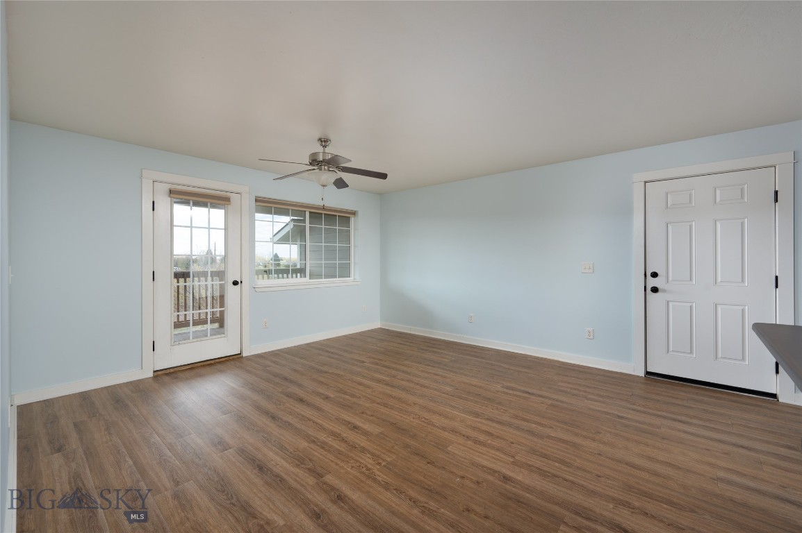 Baxter Springs Condo - Residential