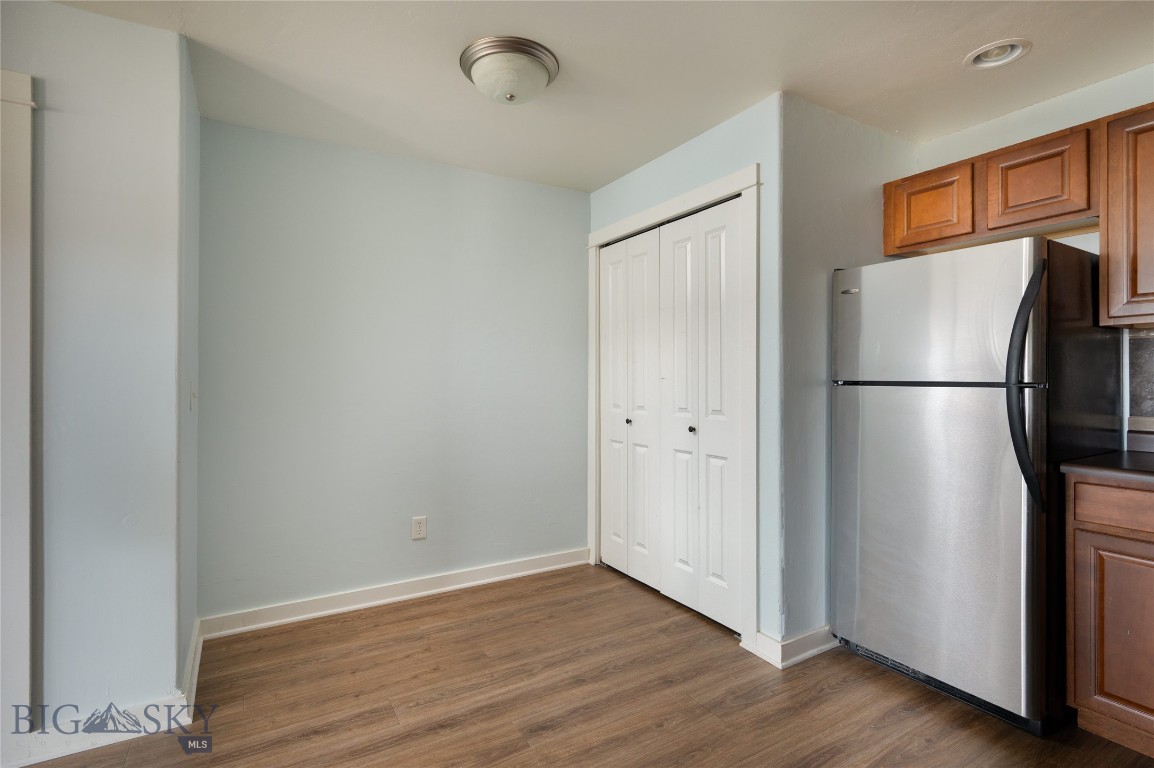 Baxter Springs Condo - Residential