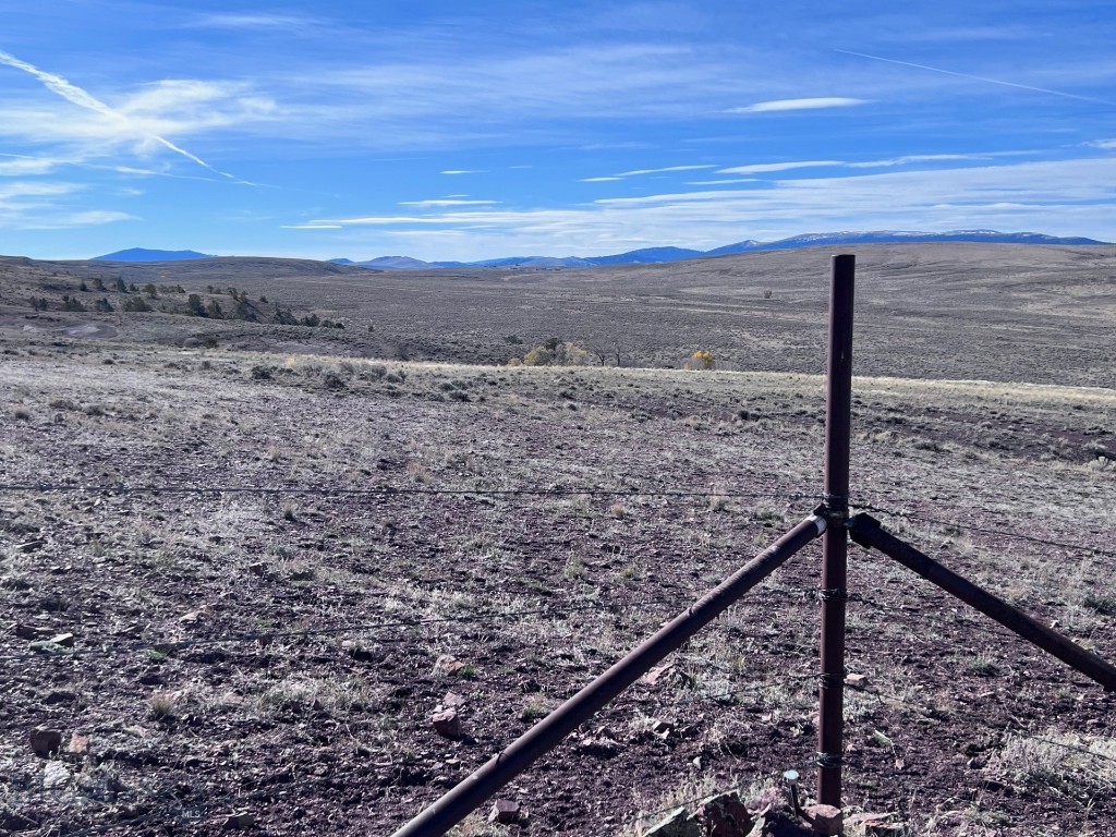 Yellowstone Basin Properties - Land