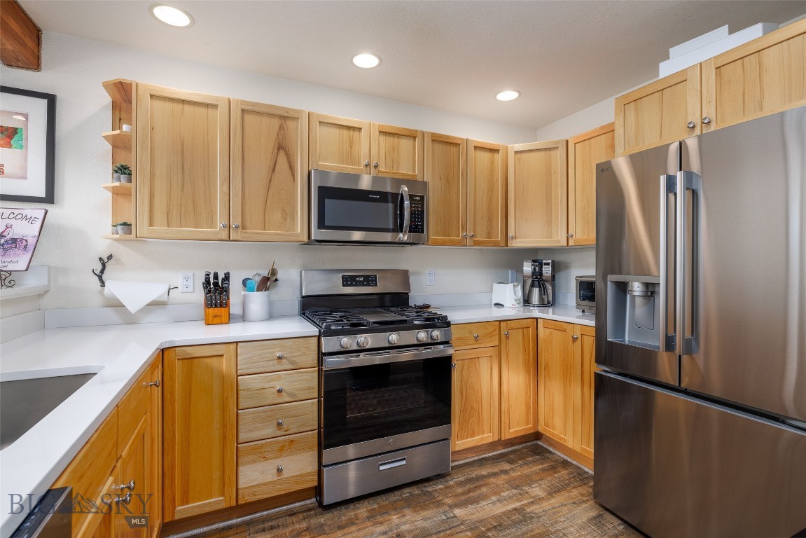 Saddle Ridge Townhomes - Residential