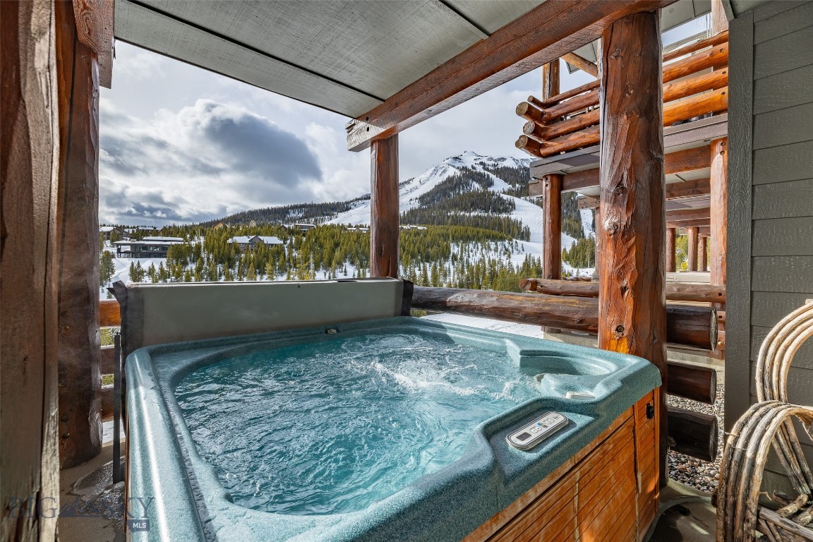 Saddle Ridge Townhomes - Residential