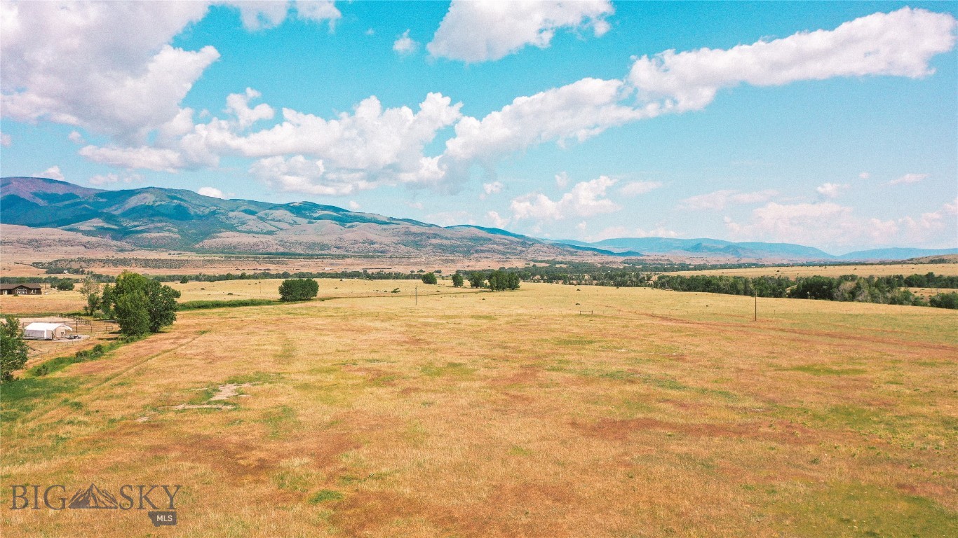 NHN Mule Deer Road