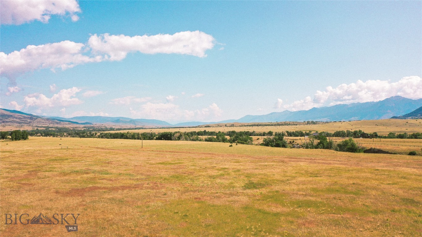 NHN Mule Deer Road