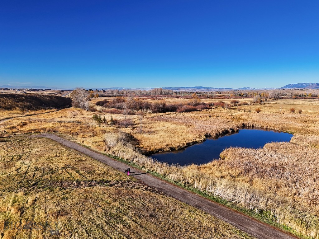 Gallatin Park - Land