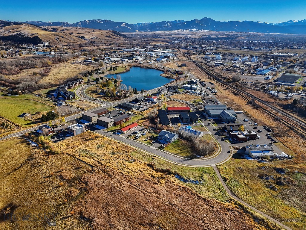 Gallatin Park - Land