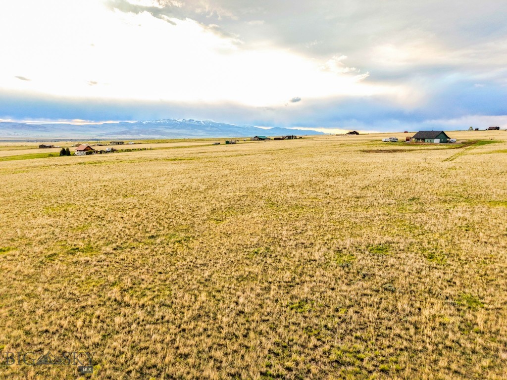 Mustang Ranches - Land
