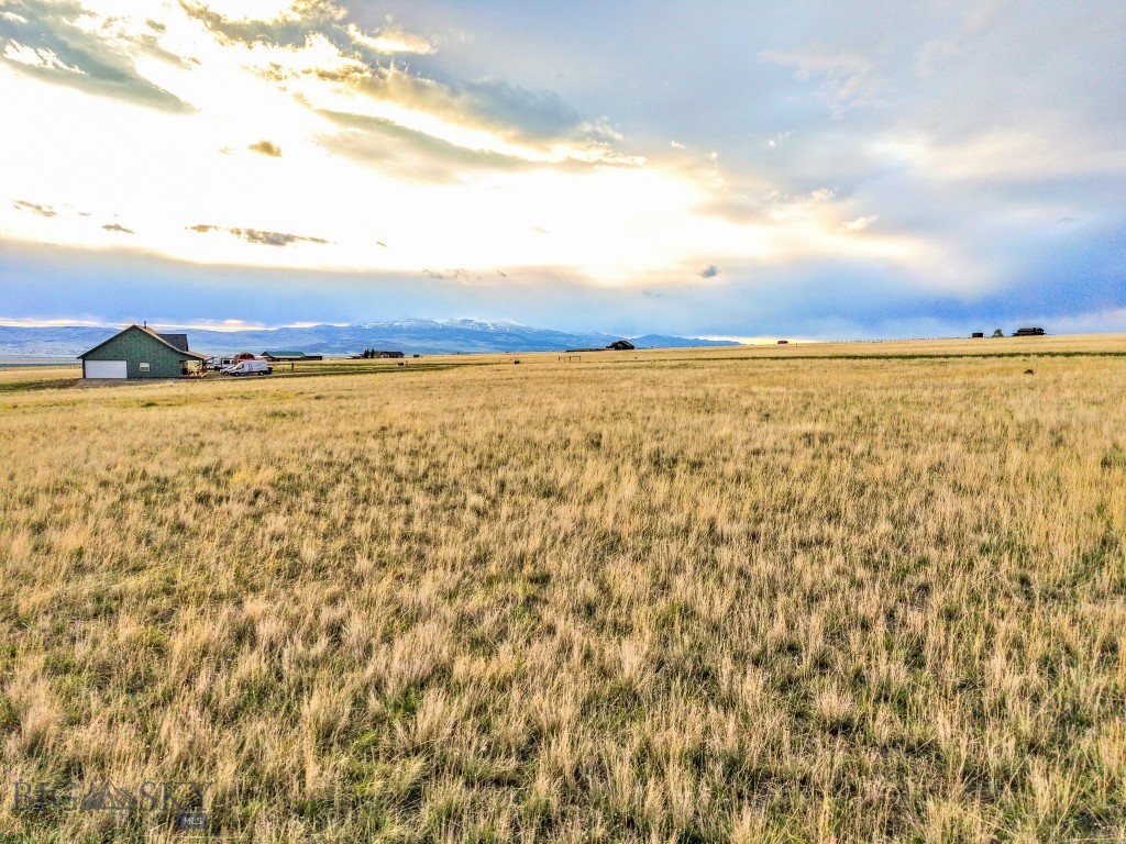 Mustang Ranches - Land