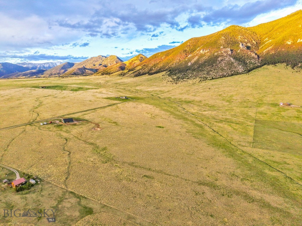 Mustang Ranches - Land