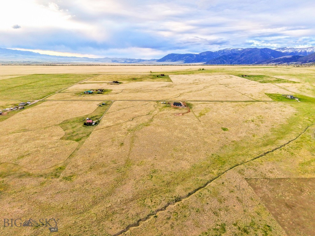 Mustang Ranches - Land