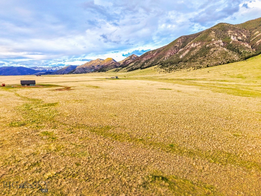 Mustang Ranches - Land
