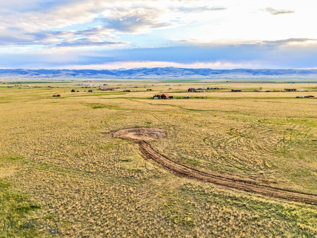 Mustang Ranches - Land